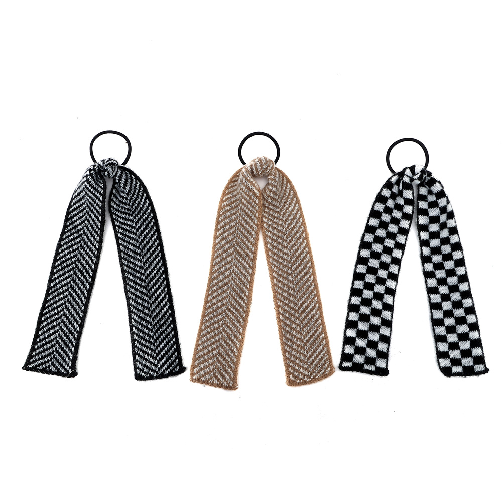 001N Checkered yarn HairBand C - огляд і ціна Travel Accessories B&M