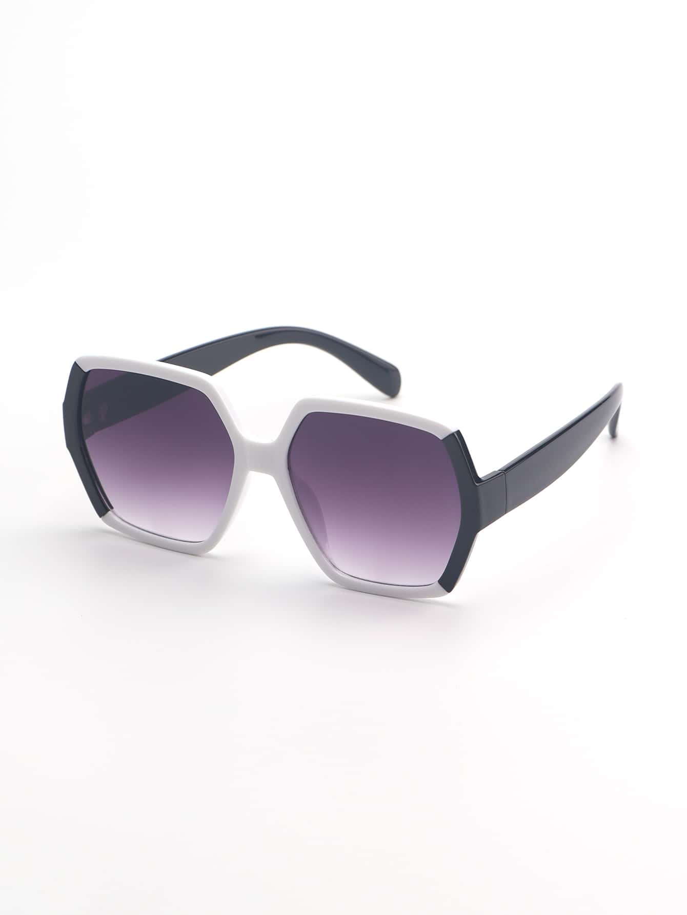 Black & White Geometric Women' - огляд і ціна Travel Accessories To Gift