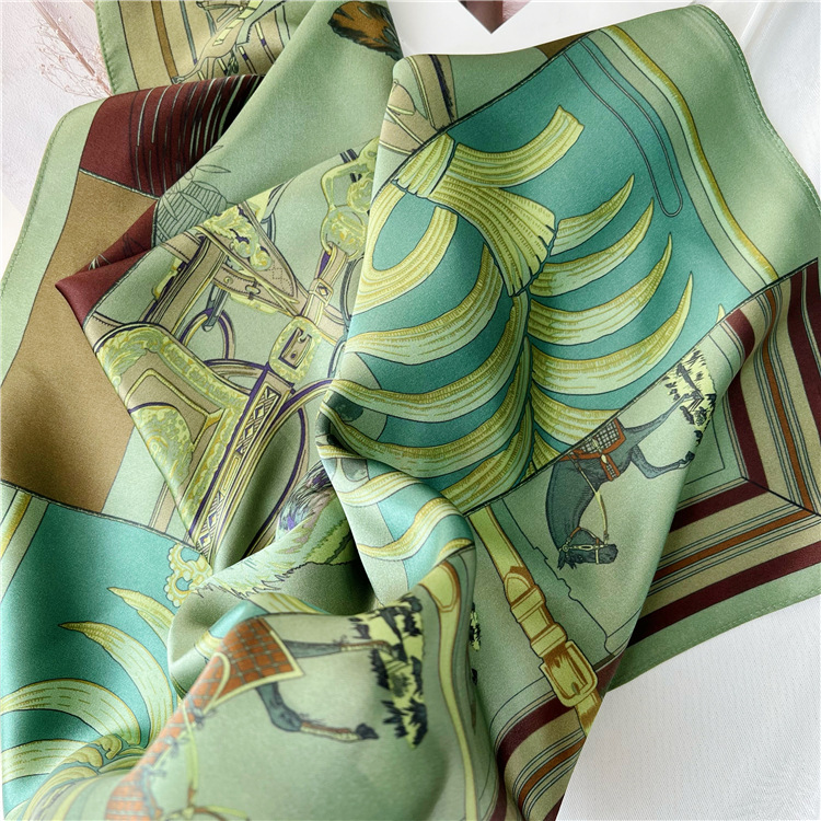 65CM Green Silk Scarf Luxury D - огляд і ціна Travel Accessories To Gift